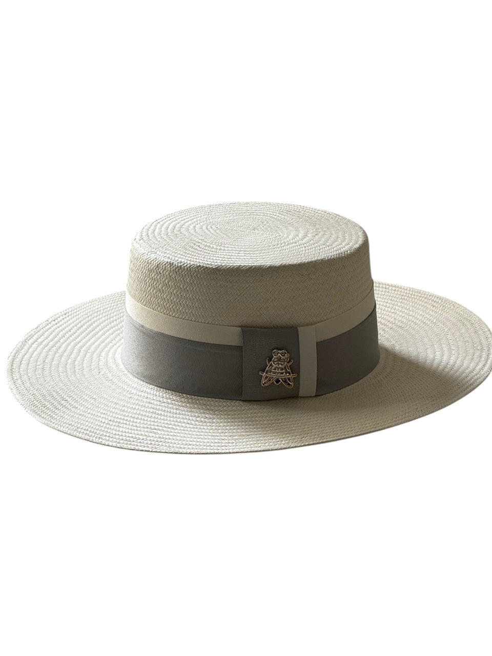 Cordobés con broche