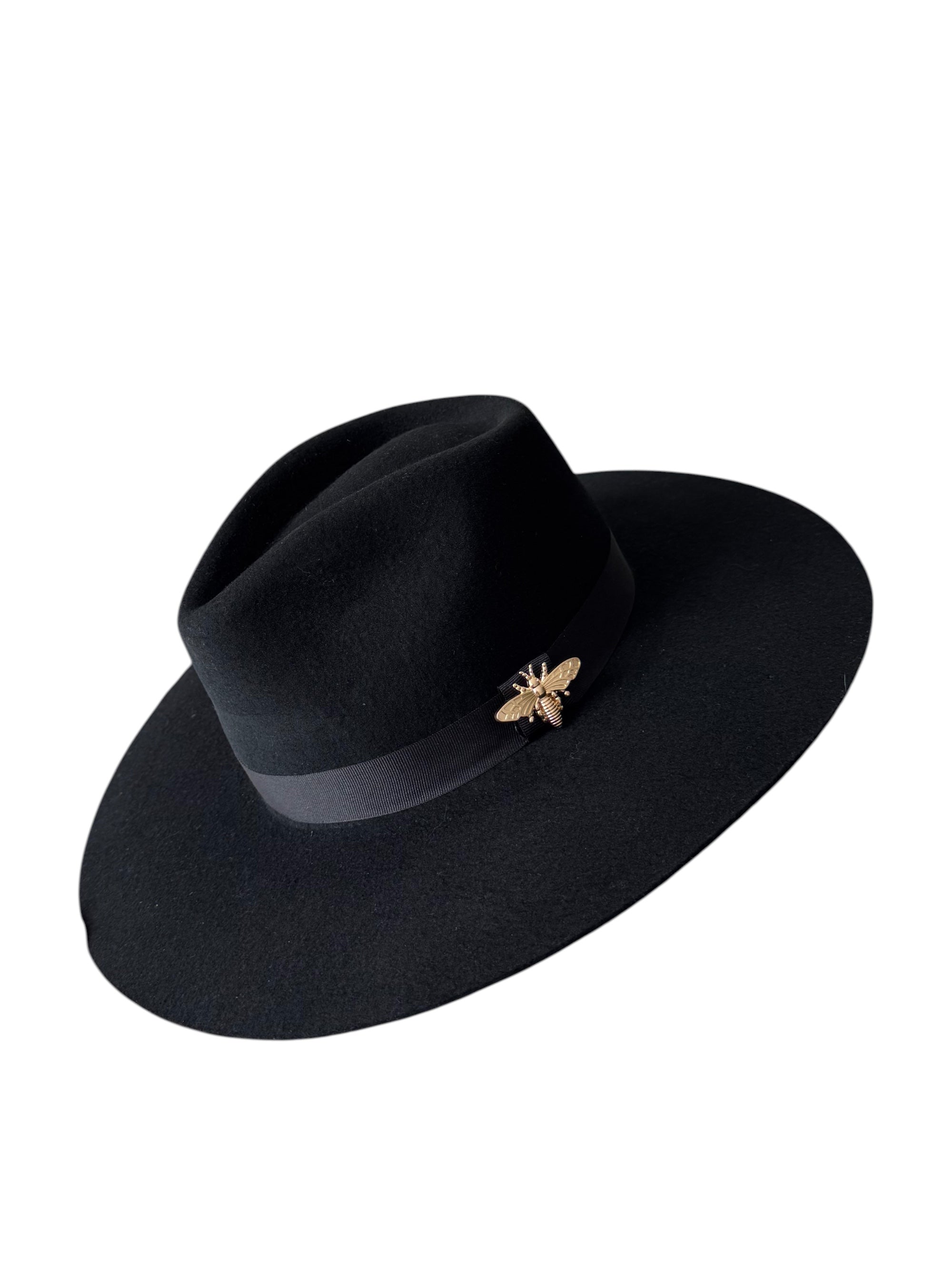 Fedora broche