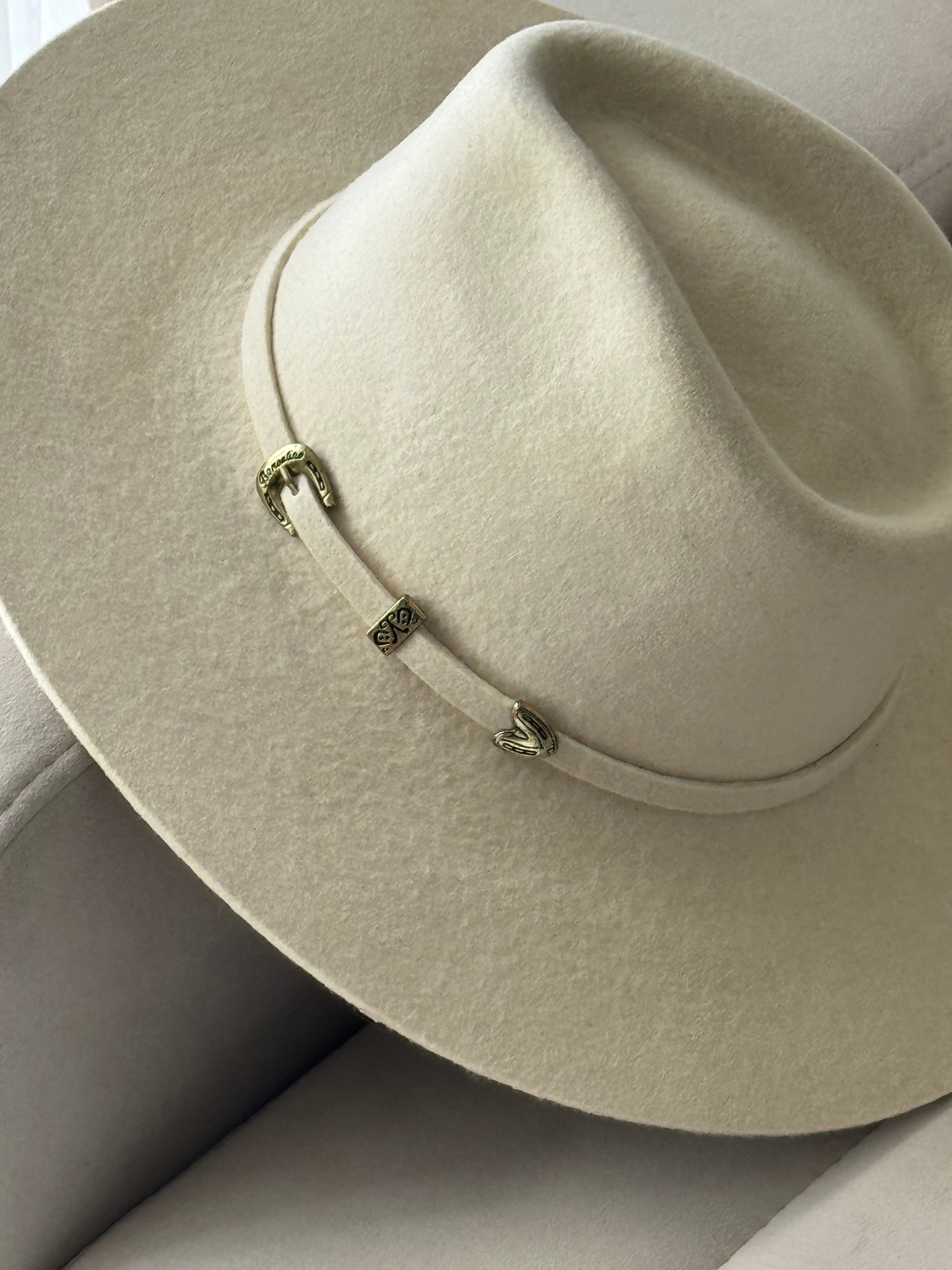 Fedora clásico fieltro