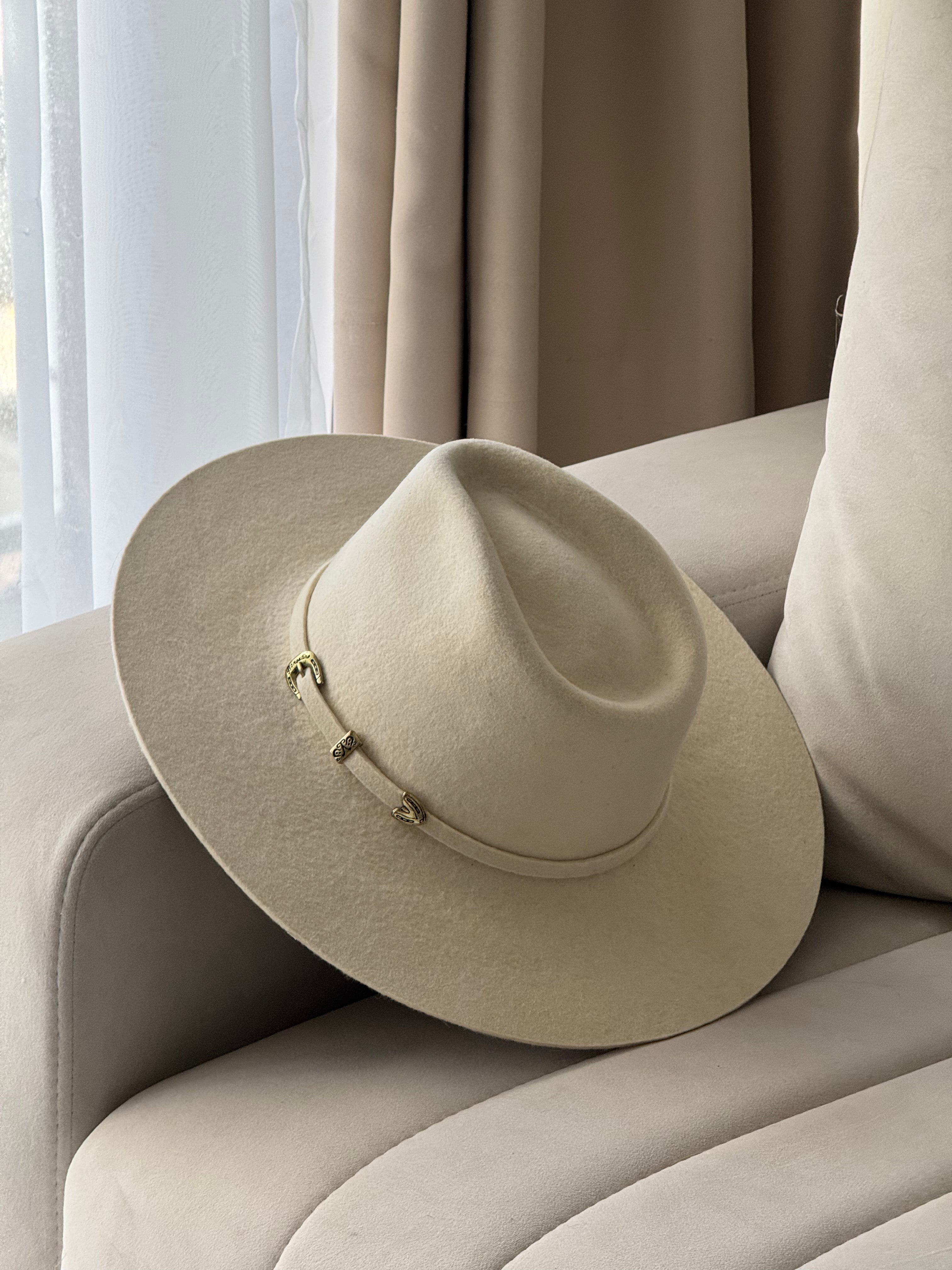 Fedora clásico fieltro