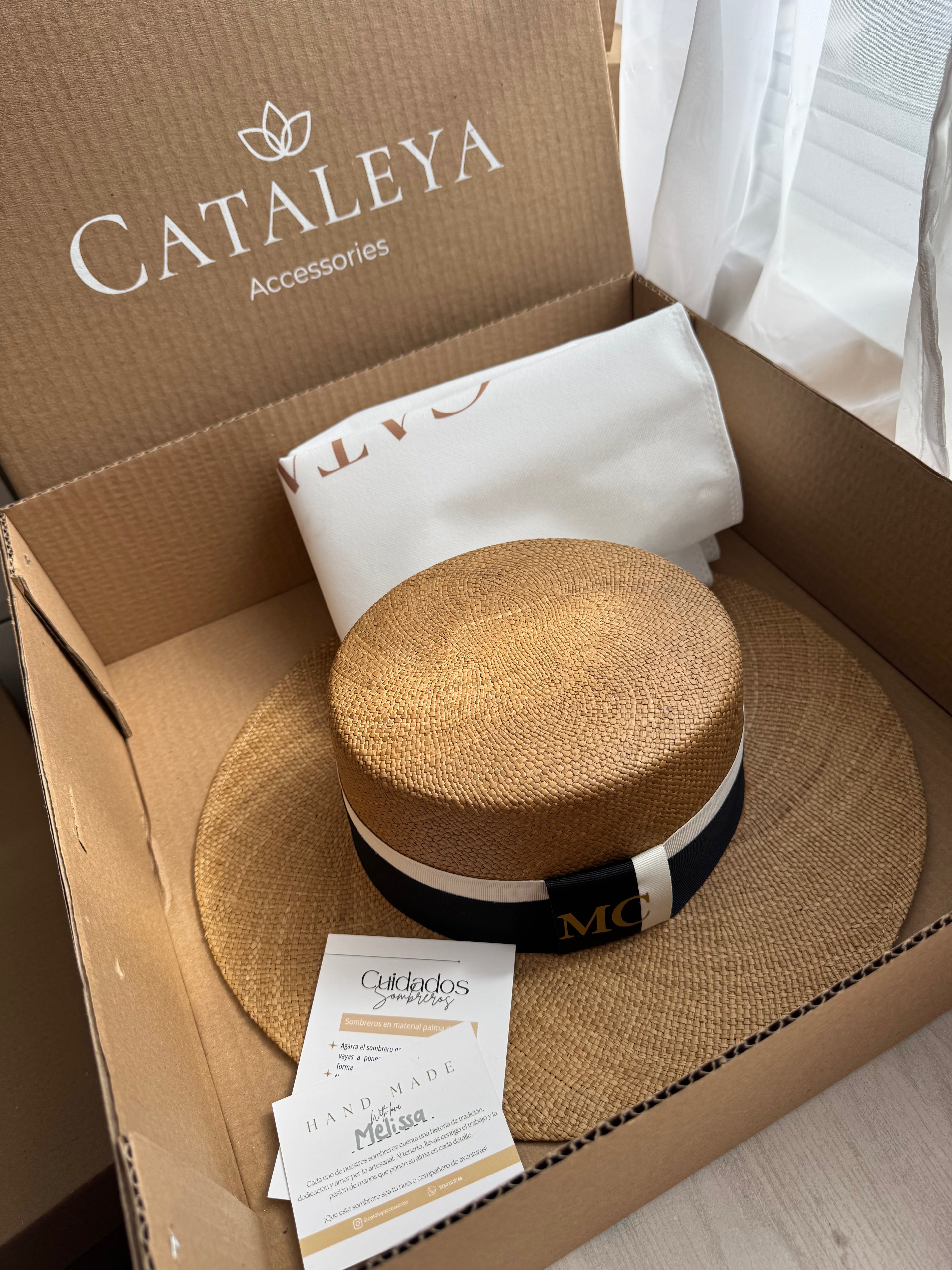 Sombrero cordobés con iniciales