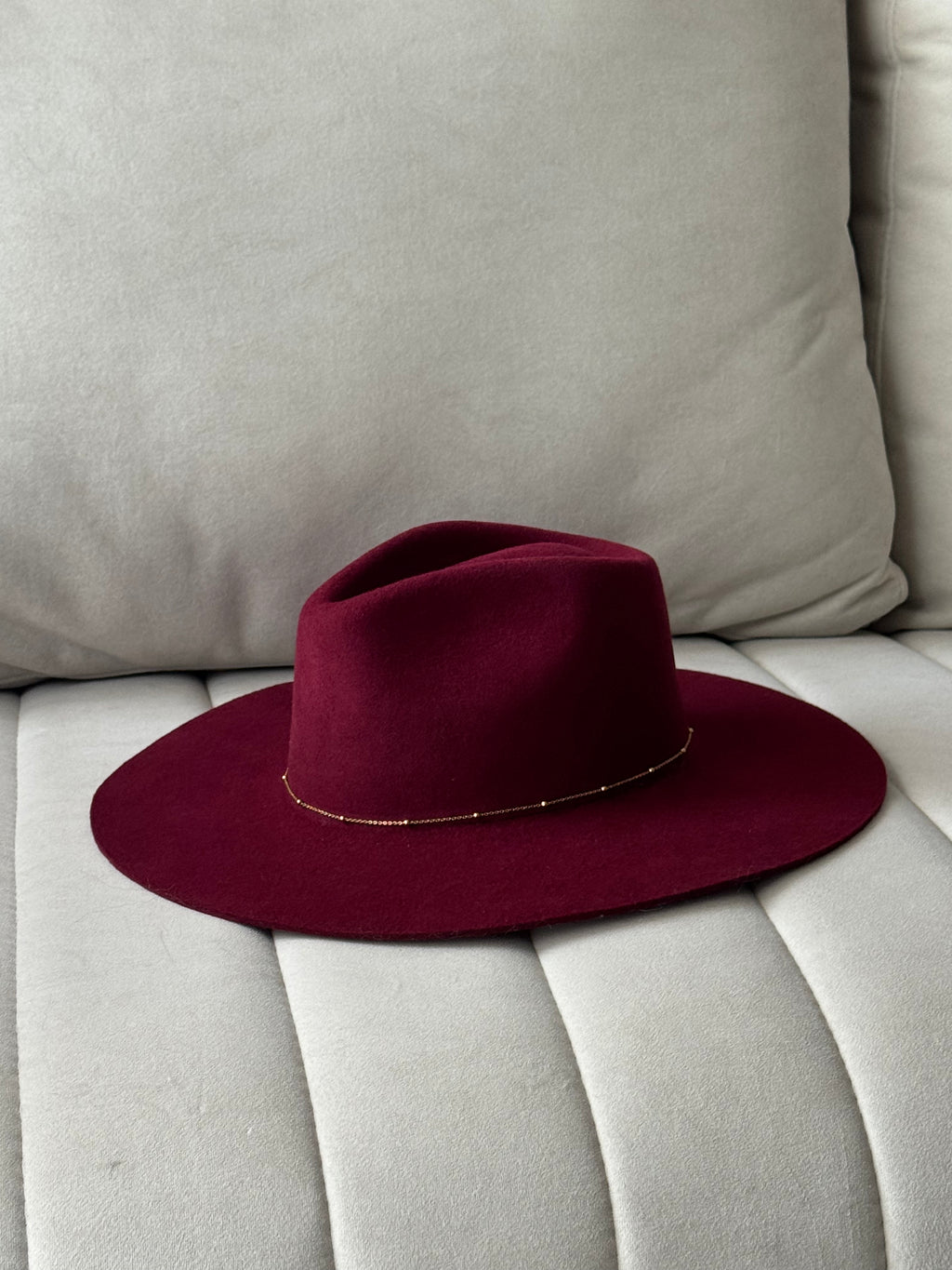 Fedora Burgundy cadena puntos