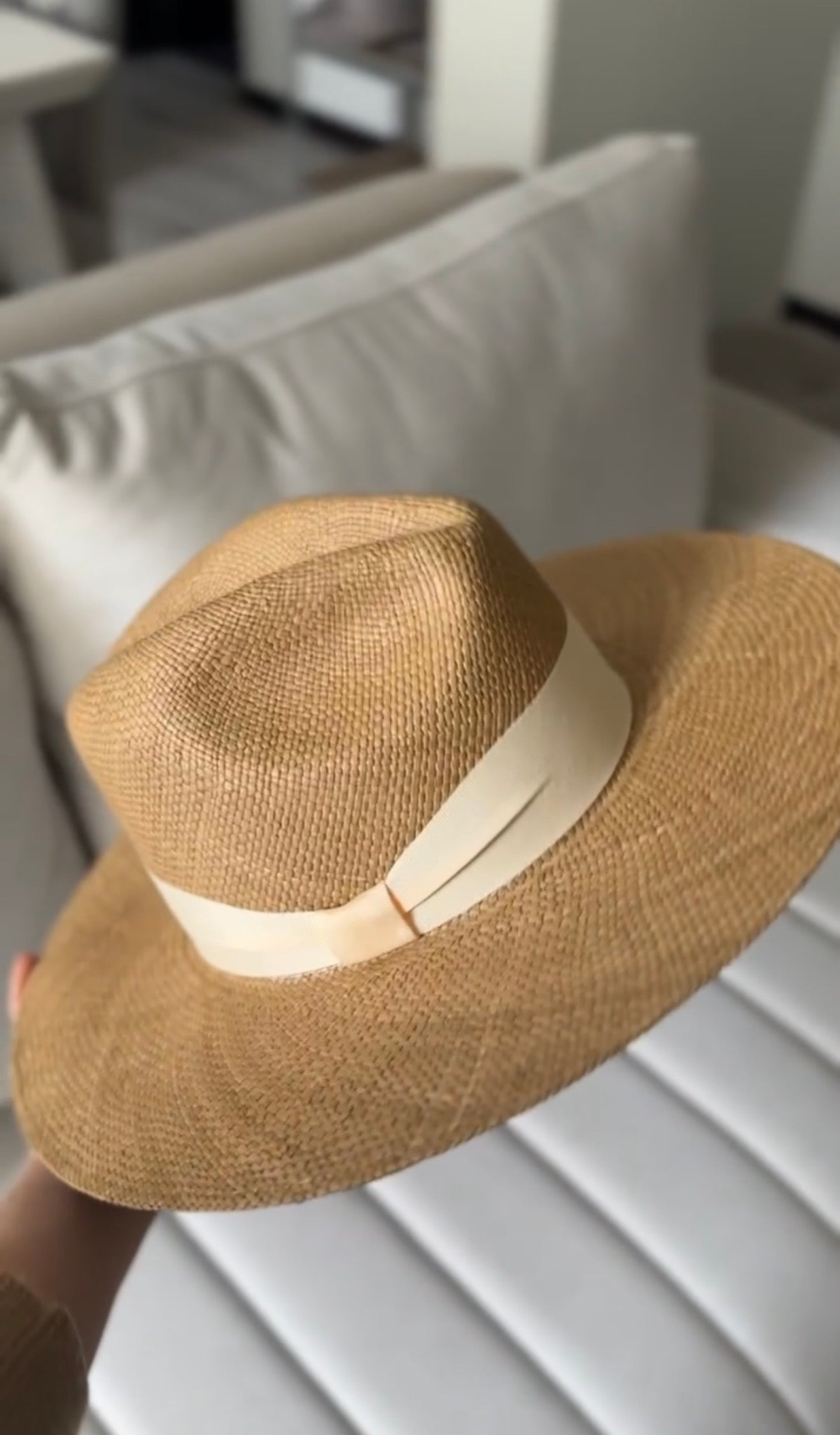 Sombrero monaco clasico