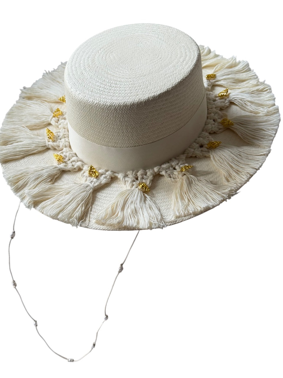 Sombrero cordobés macramé y dijes